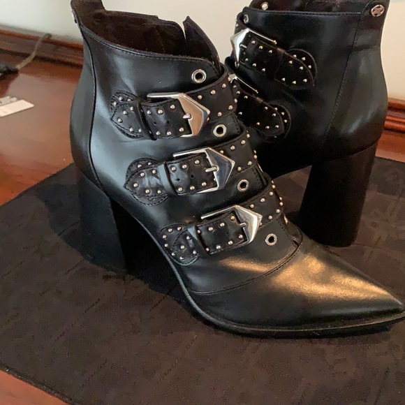 Made in Italy - Picture 1 of 4